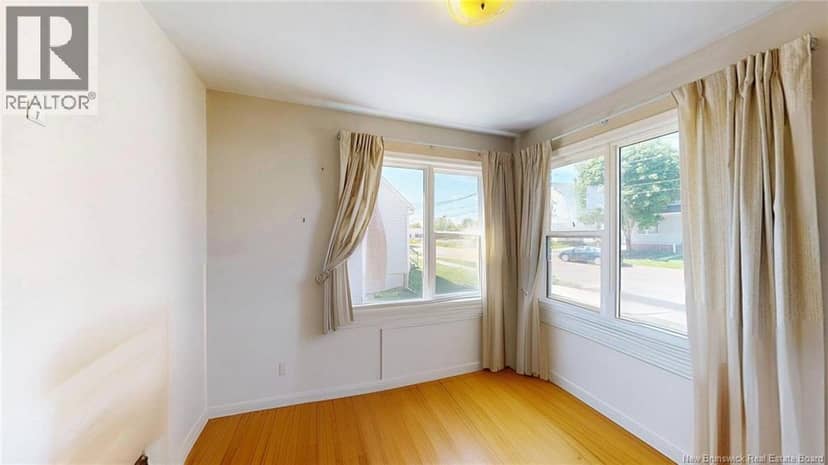 29 Humphrey Street — photo 7 of 22