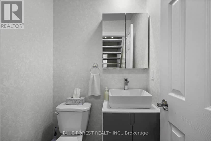 26 - 253 Taylor Street — photo 18 of 38