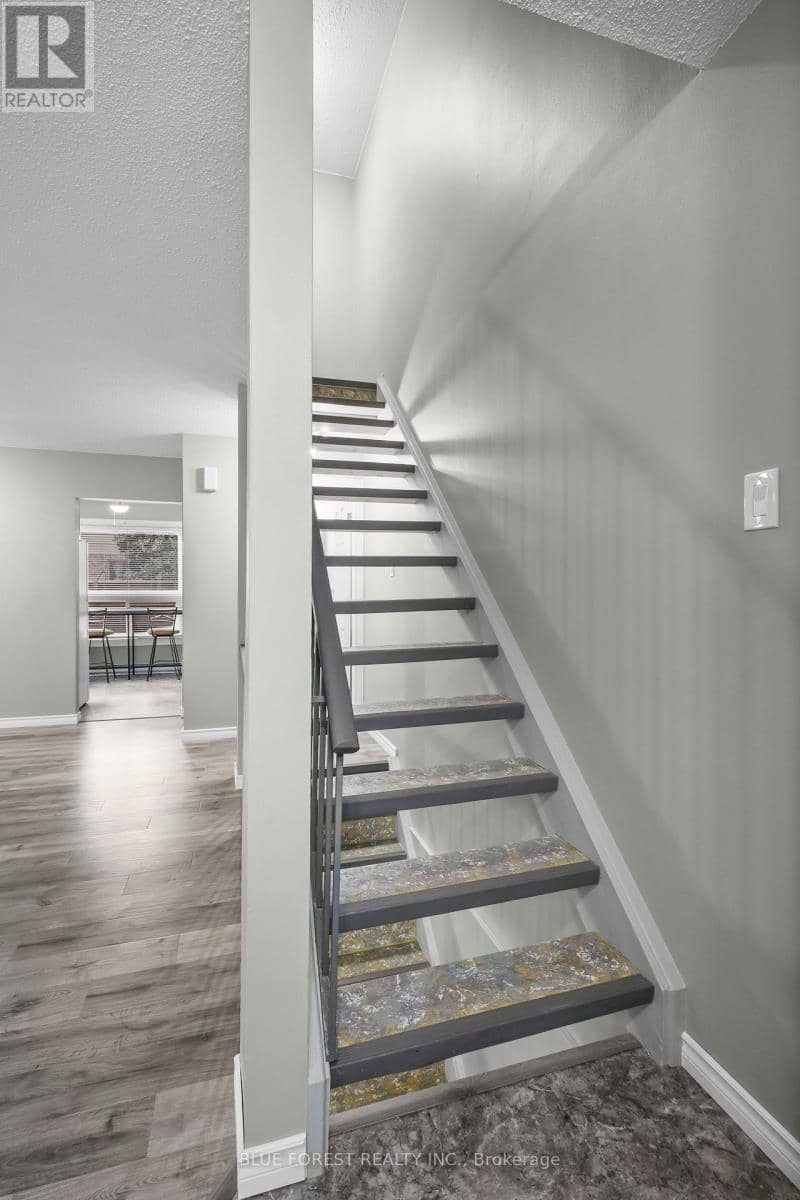 26 - 253 Taylor Street — photo 19 of 38