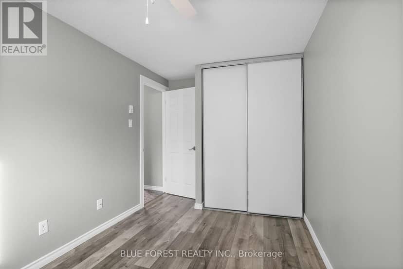 26 - 253 Taylor Street — photo 25 of 38