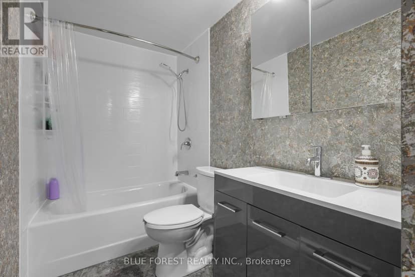 26 - 253 Taylor Street — photo 29 of 38