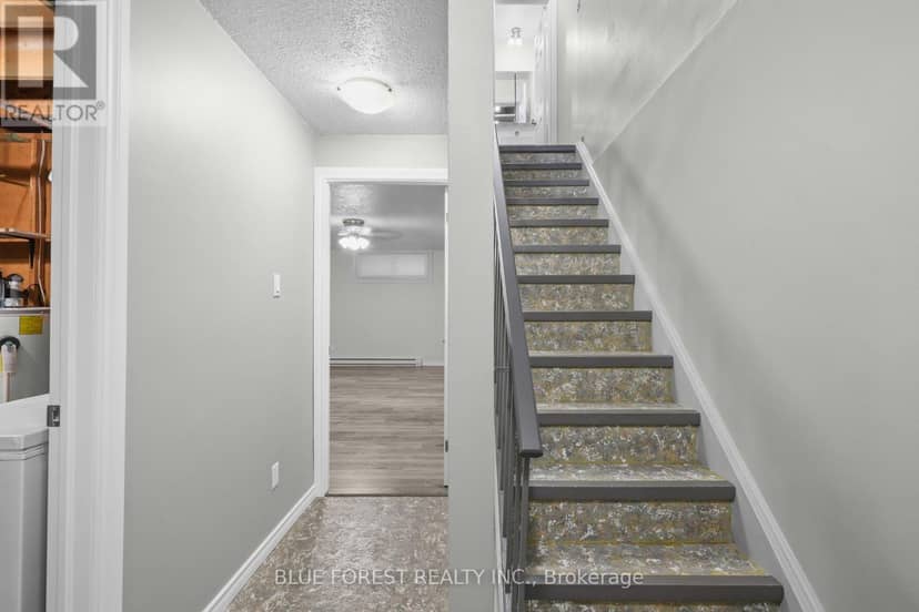 26 - 253 Taylor Street — photo 31 of 38
