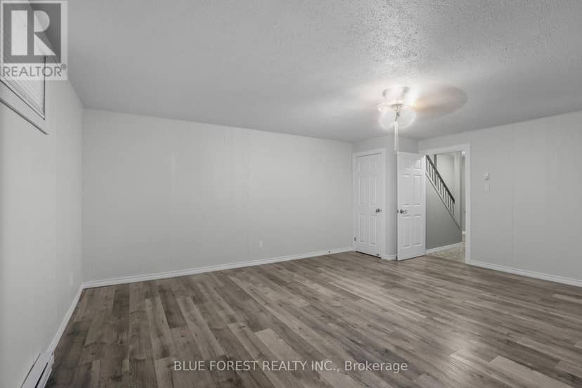 26 - 253 Taylor Street — photo 33 of 38