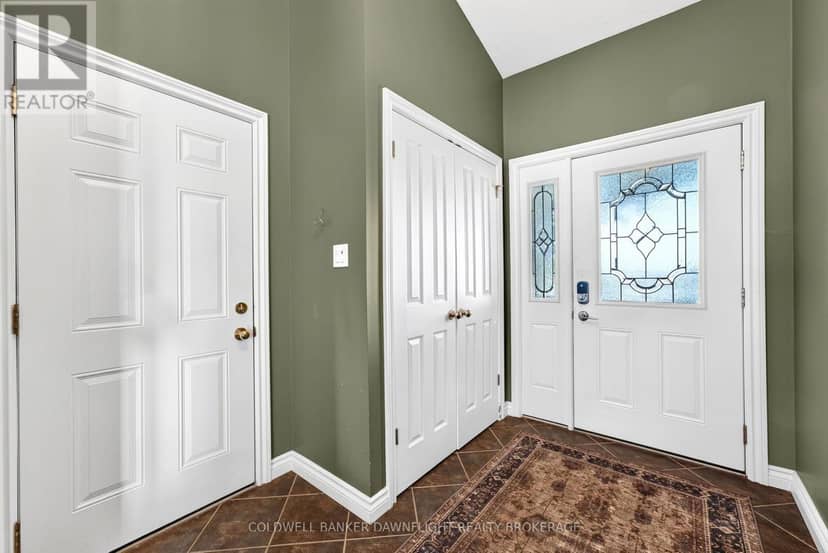 40987 Kirkton Road — photo 5 of 40