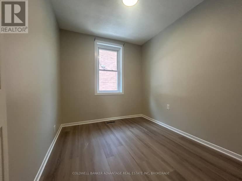 36 Sanford Street — photo 17 of 20