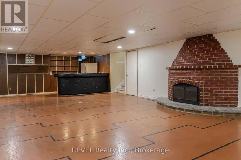 7285 Rolling Acres Crescent — photo 22 of 37