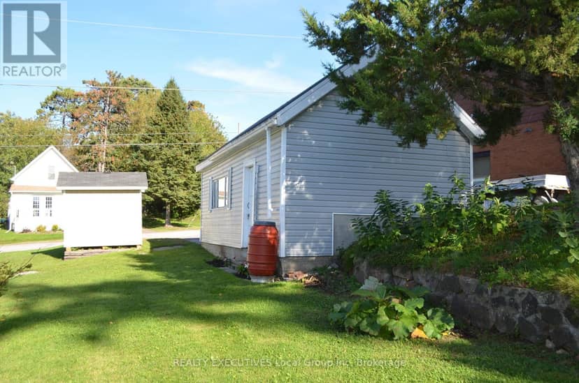 93 Bay Street — photo 11 of 40