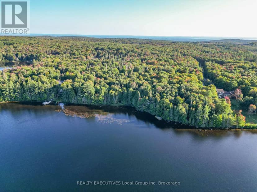 1010 Four Mile Lake Road, North Bay, photo 3
