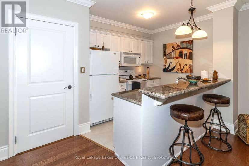 403 - 391 James Street W — photo 16 of 40