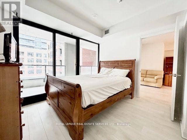 434 - 33 Frederick Todd Way — photo 16 of 23