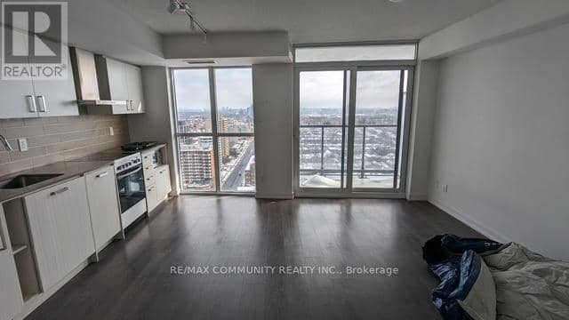 2311 - 125 Redpath Avenue — photo 7 of 17