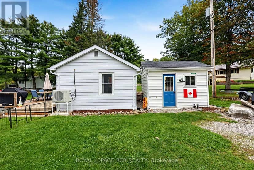 3004 Moynes Road — photo 15 of 40