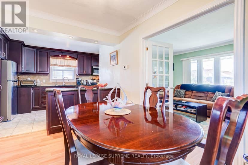 136 Winston Park Boulevard — photo 12 of 34