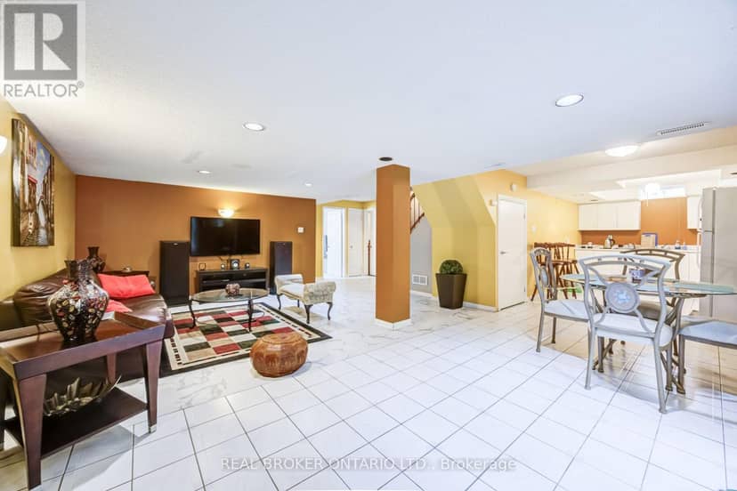 60 Ravenswood Drive — photo 31 of 31