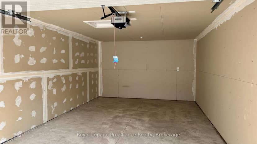 30 Alexander Street — photo 26 of 34