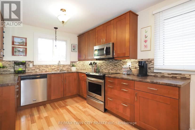 59 Bakersfield Drive — photo 11 of 33