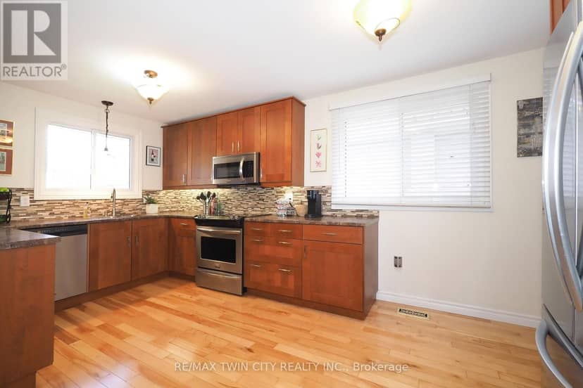 59 Bakersfield Drive — photo 9 of 33