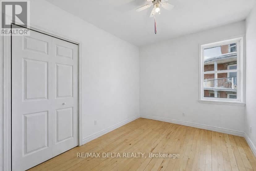 1040-1042 King Street — photo 18 of 37