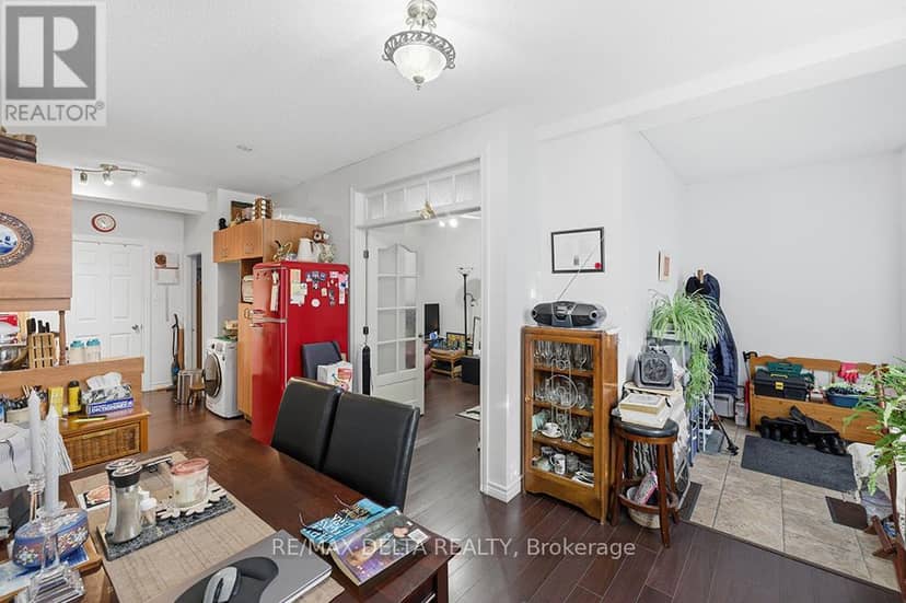 1040-1042 King Street — photo 29 of 37