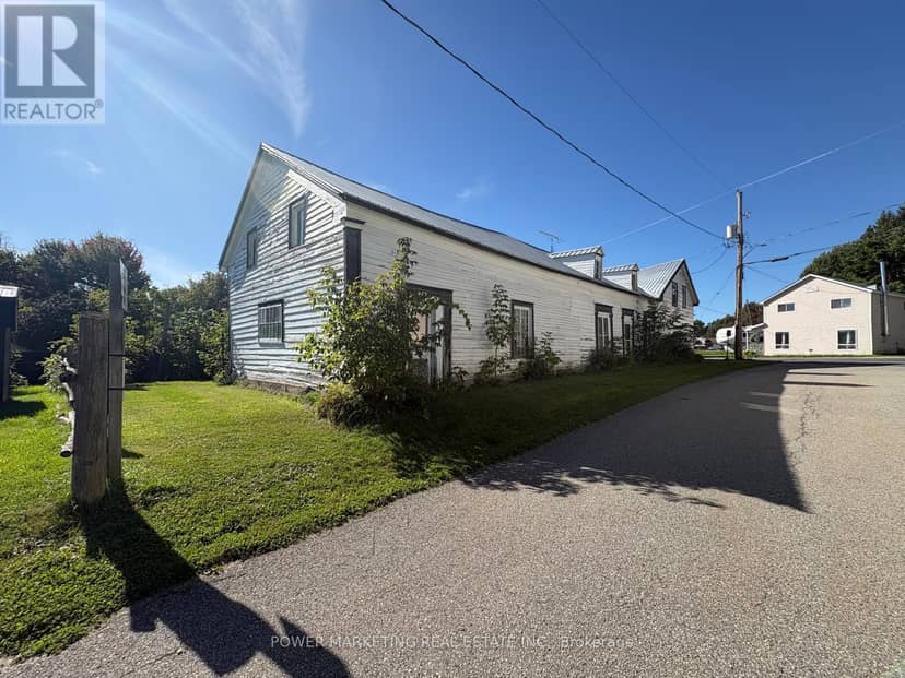 18556 Dundas Street — photo 15 of 15