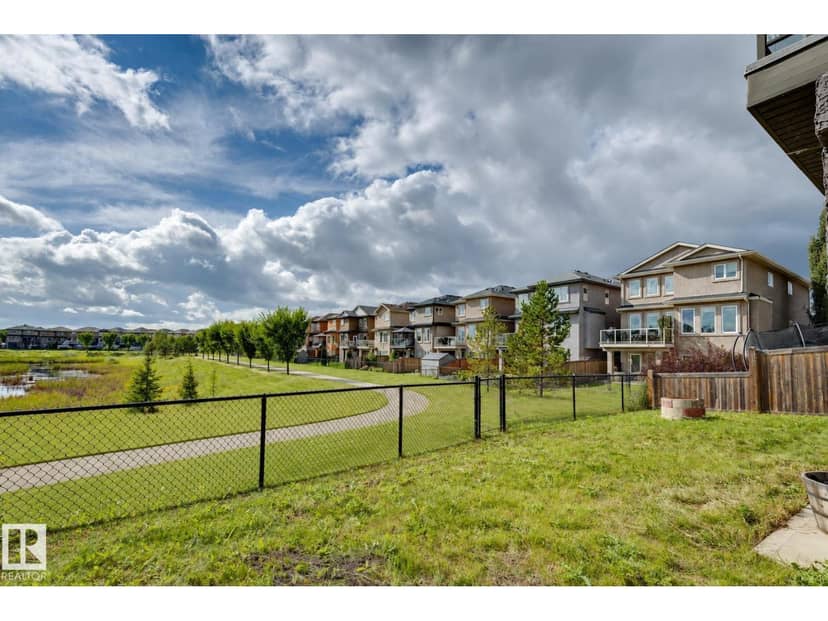 811 Albany Cove NW, Edmonton, photo 3