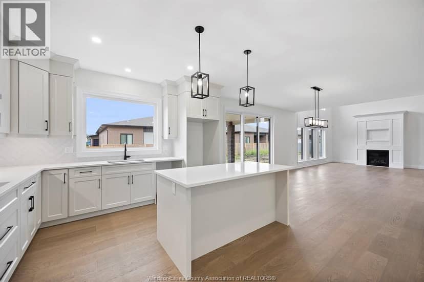 1223 Campana Crescent — photo 13 of 25