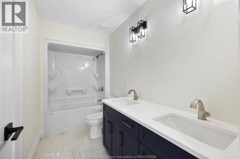 1223 Campana Crescent — photo 19 of 25