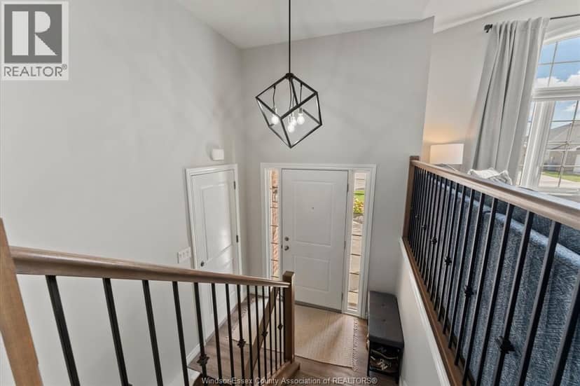 392 Cypress Lane — photo 4 of 40