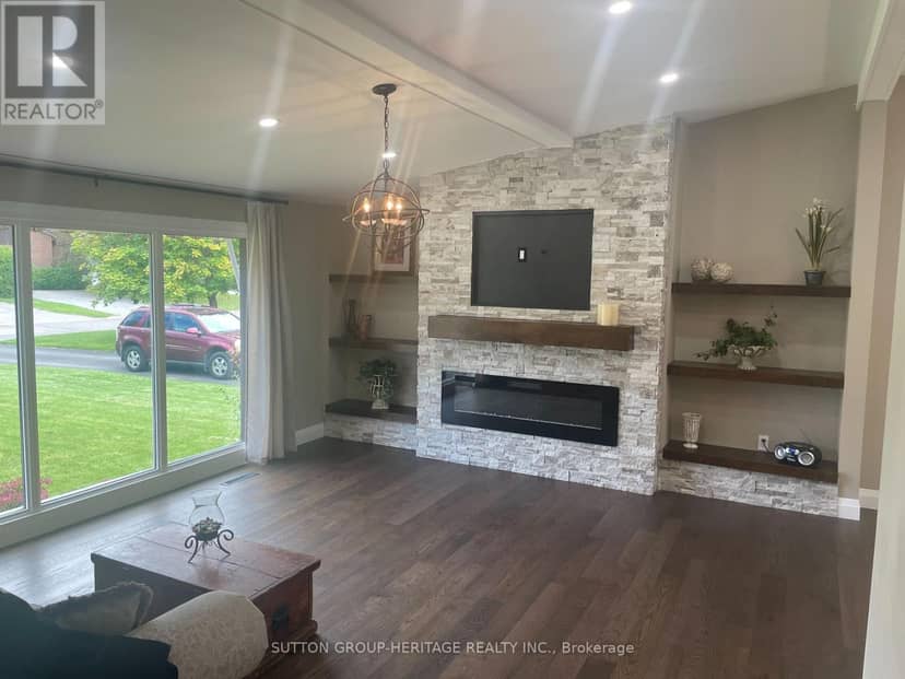 160 Laurel Court — photo 4 of 24