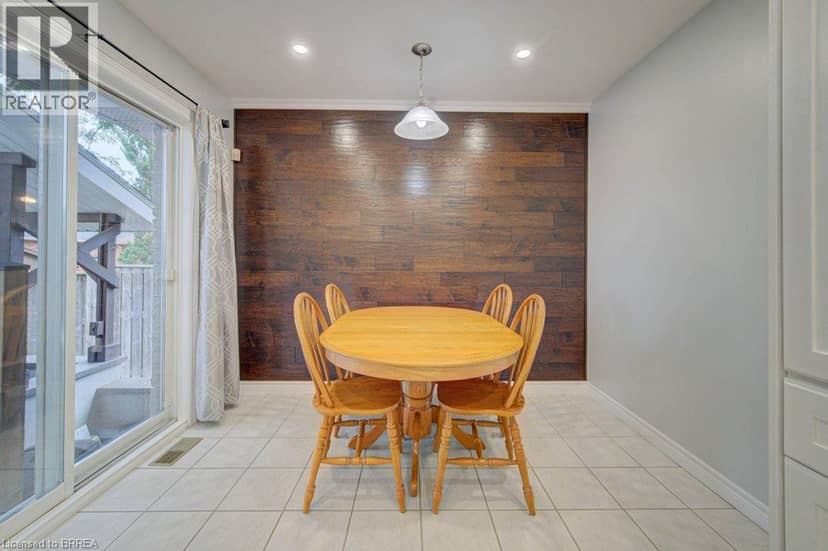 27 OLIVETREE Road — photo 15 of 40