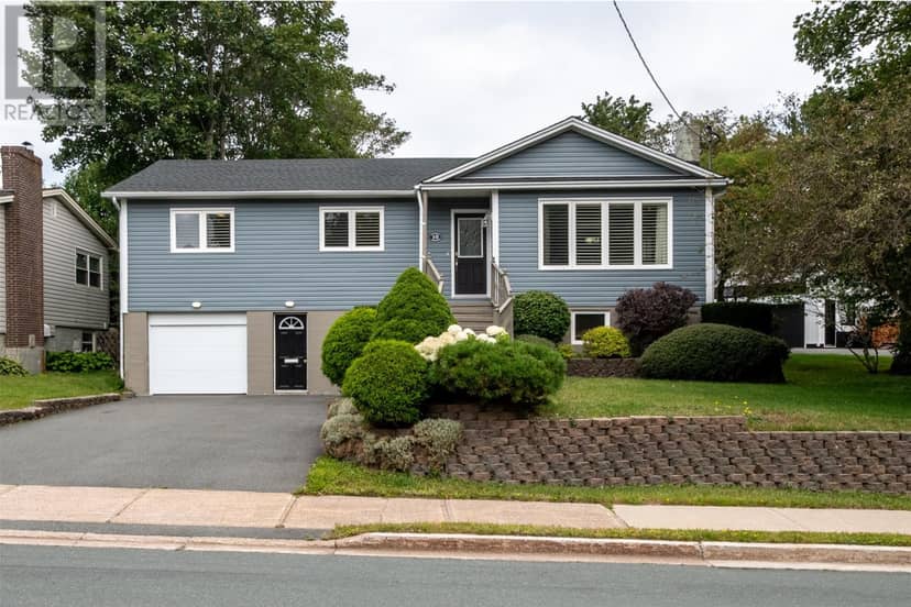 10 Strawberry Marsh Road — photo 2 of 35