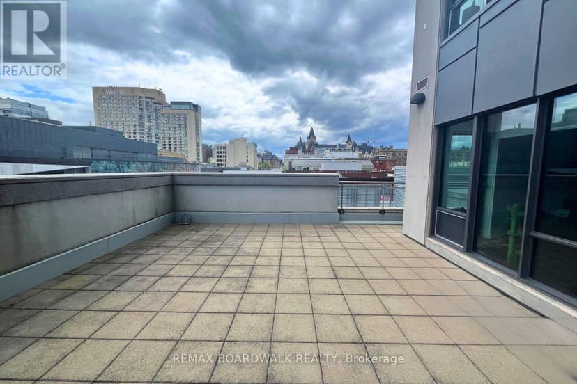401 - 90 George Street — photo 15 of 23