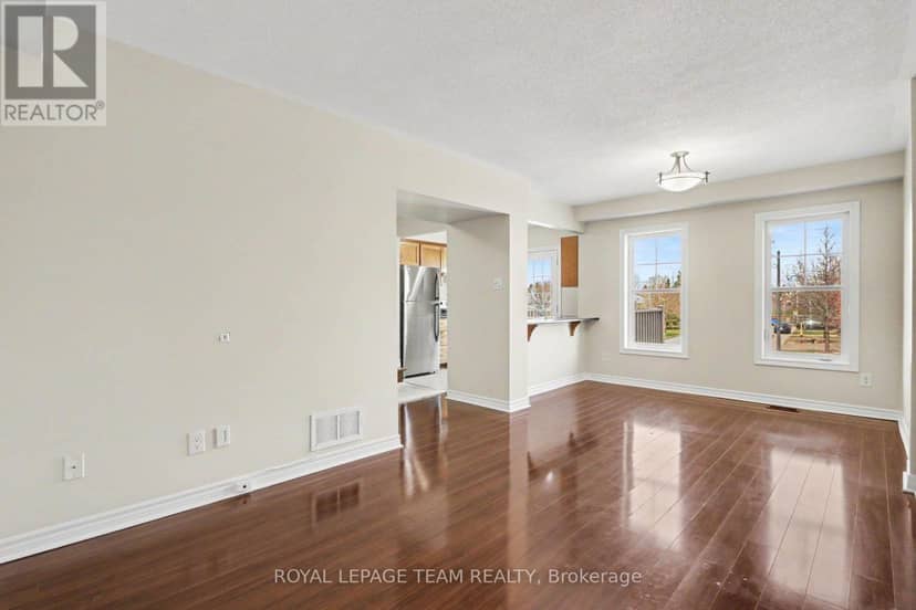 2100 Madrid Avenue — photo 10 of 30