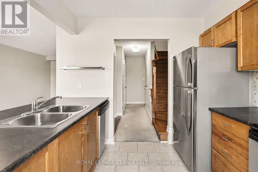 2100 Madrid Avenue — photo 15 of 30