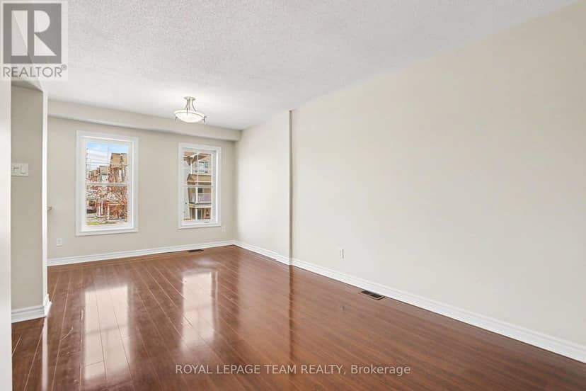 2100 Madrid Avenue — photo 9 of 30