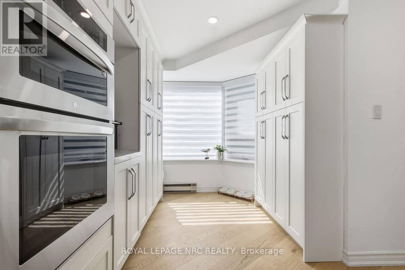 2206 - 701 Geneva Street — photo 27 of 40