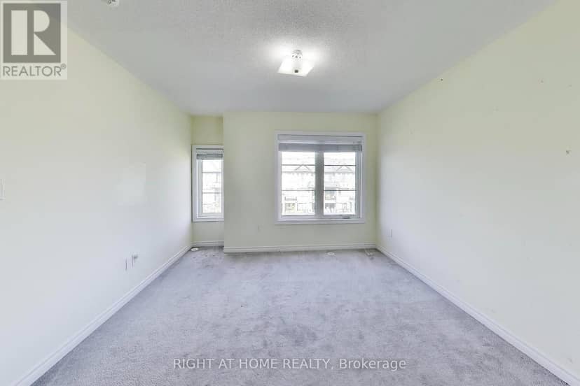 191 - 200 Veterans Drive — photo 21 of 33
