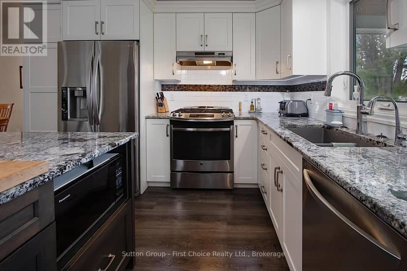 3745 County Road 112 — photo 14 of 40