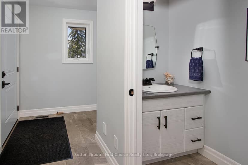 3745 County Road 112 — photo 21 of 40