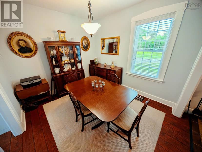 11633 Highway 16 — photo 14 of 36