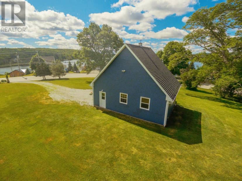 11633 Highway 16 — photo 34 of 36