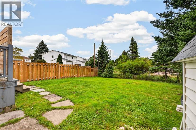 247 Kendra Street — photo 4 of 40
