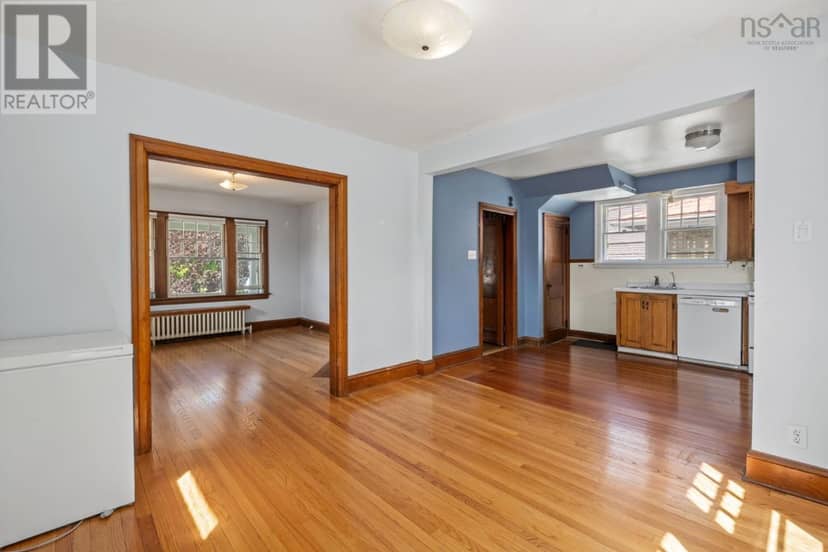 2031 Beech Street — photo 17 of 40