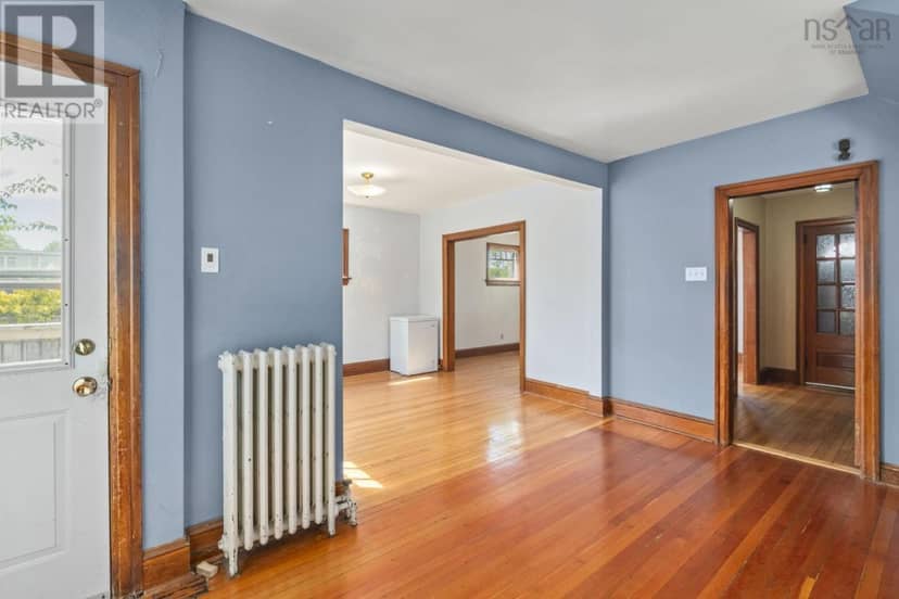 2031 Beech Street — photo 12 of 40