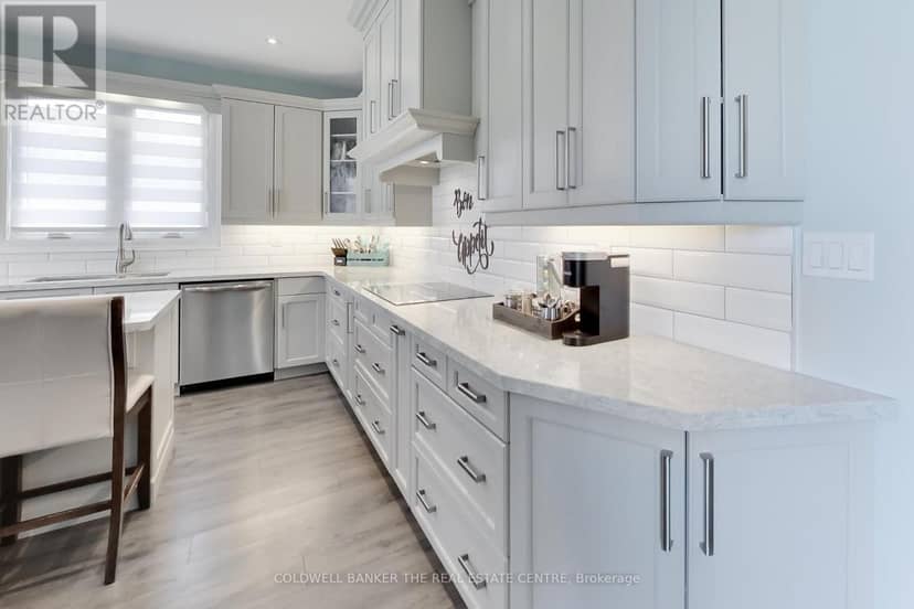 224 Lakeshore Road E, Oro-Medonte, photo 3