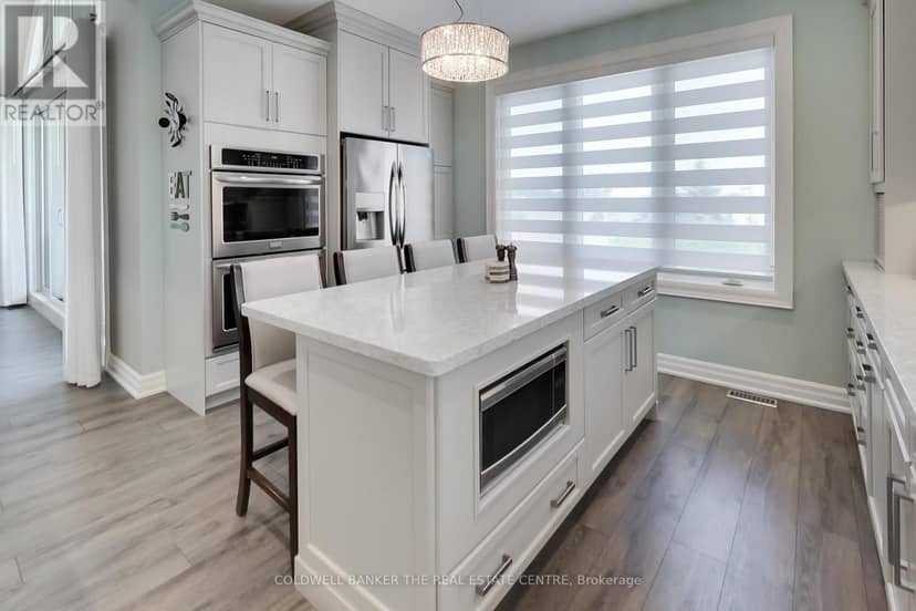 224 Lakeshore Road E, Oro-Medonte, photo 4