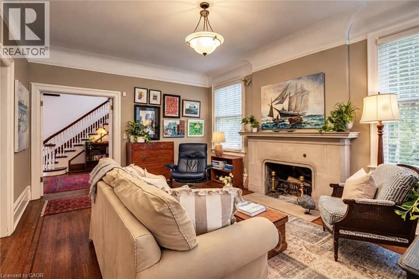5 UNDERCLIFFE Avenue — photo 11 of 40