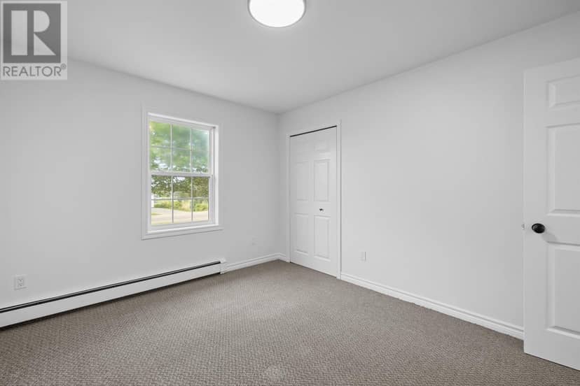 16 Kingston Road — photo 18 of 22