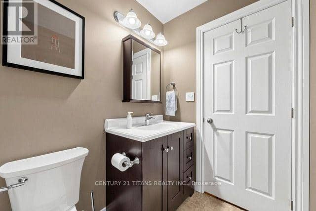 357 East 17th Street — photo 23 of 40