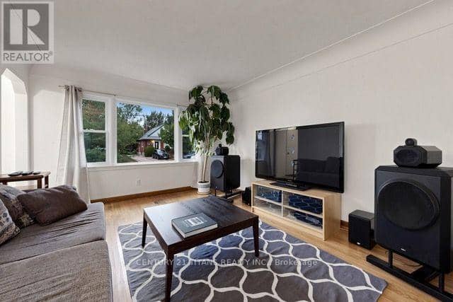 357 East 17th Street, Hamilton, photo 5